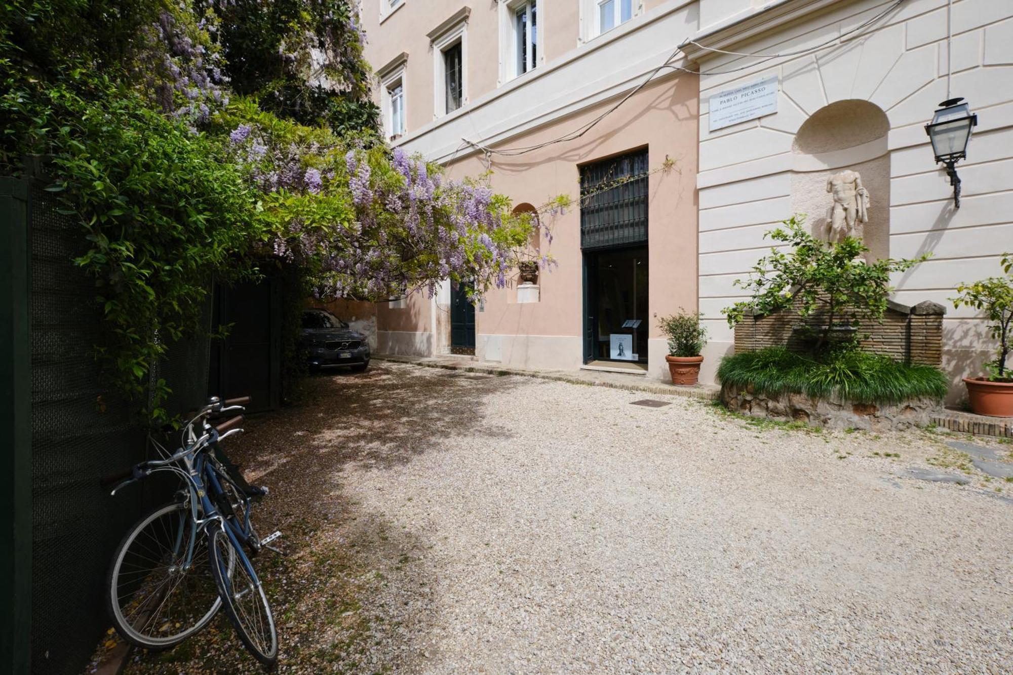 Mb Suites Margutta Rome Exterior photo